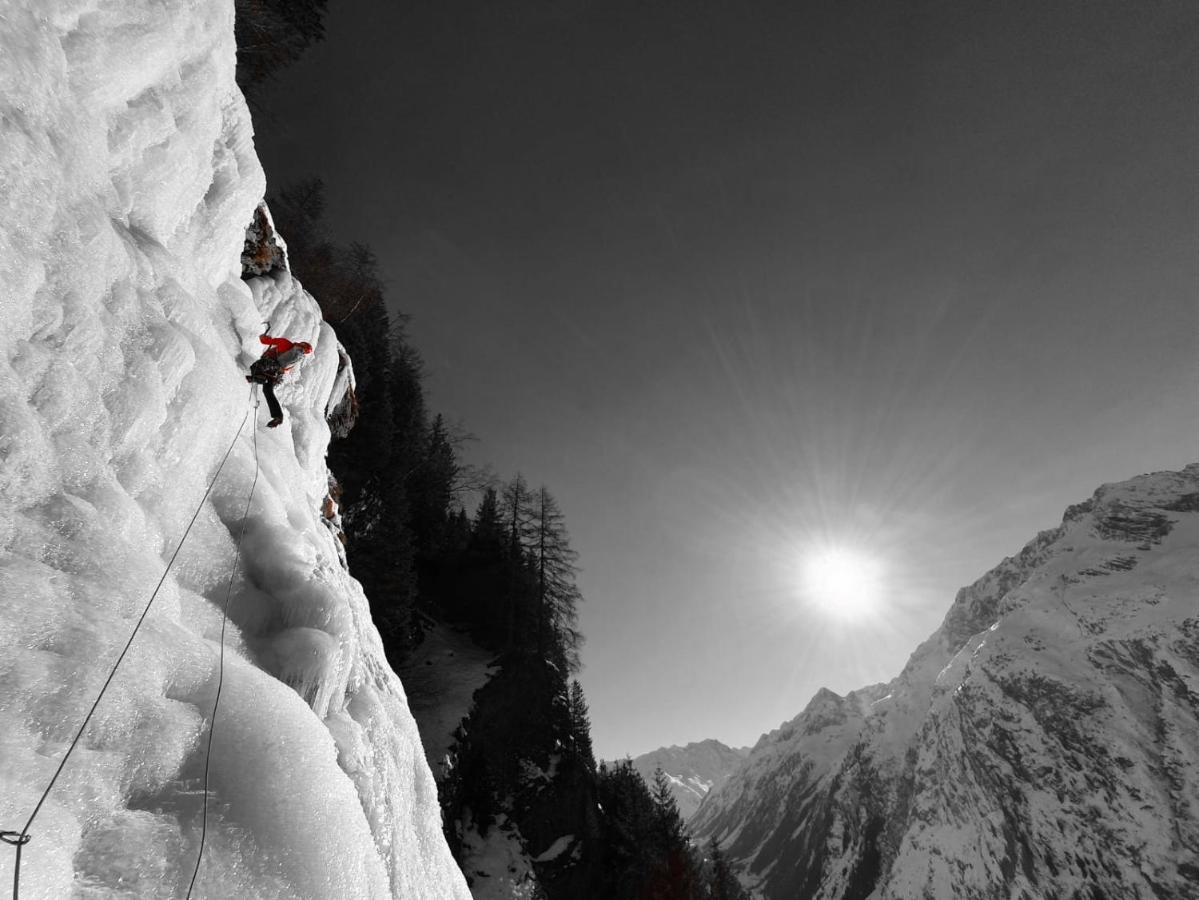 Bergperle Apartments&Mountain Sport Fließ Exterior foto